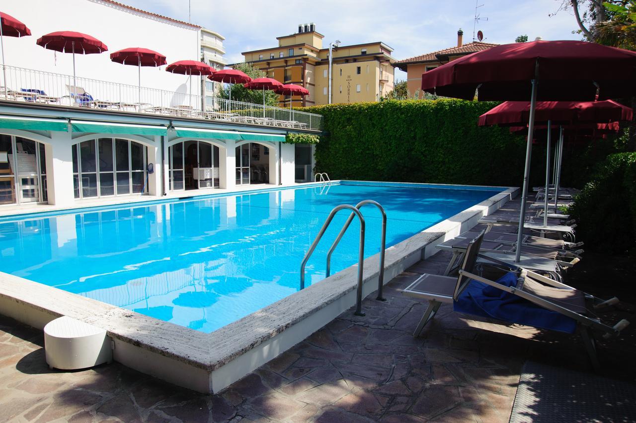 Hotel Nautic B&B Bellaria-Igea Marina Exterior foto